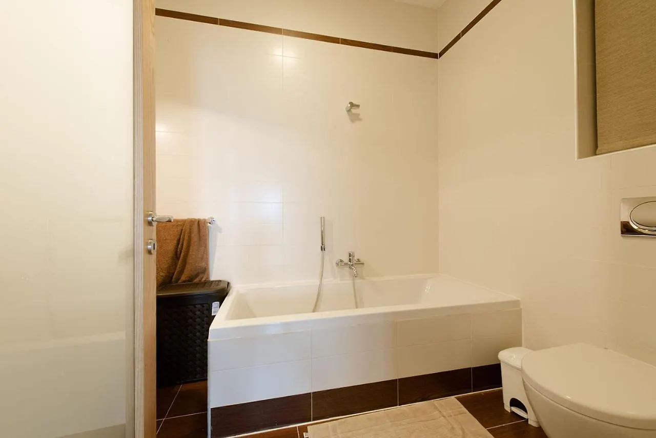 Seafront Luxury Apartment With Pool Sliema Malta