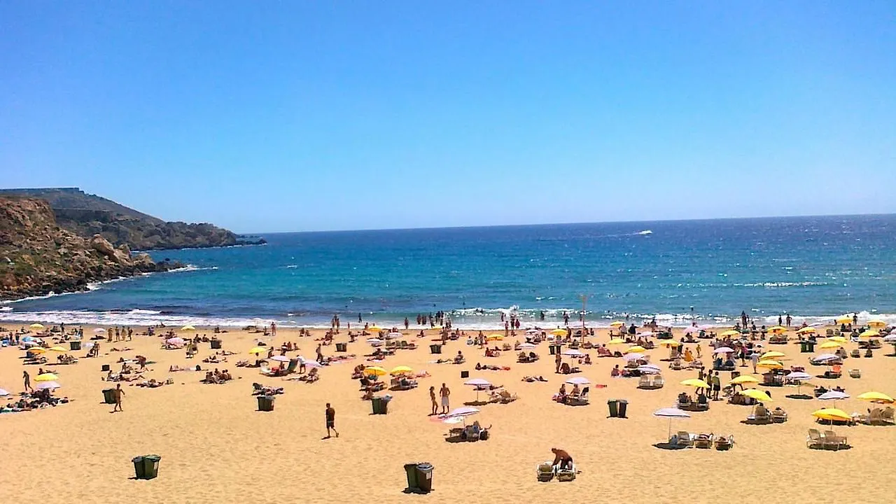 סליאמה Seafront Luxury Apartment With Pool מלטה